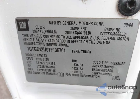 2007 GMC Sierra 1500Hd Classic Sle2 z USA, uszkodzony, nr VIN 1GTGC13U07F136761